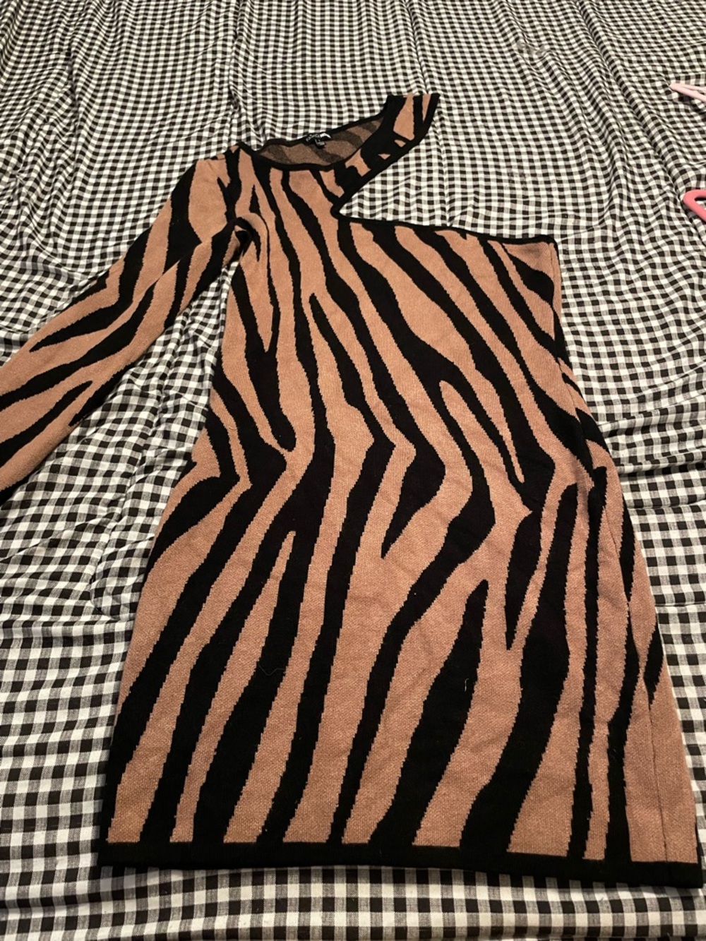One-Shoulder Zebra Print Knit Dress - Black & Brown